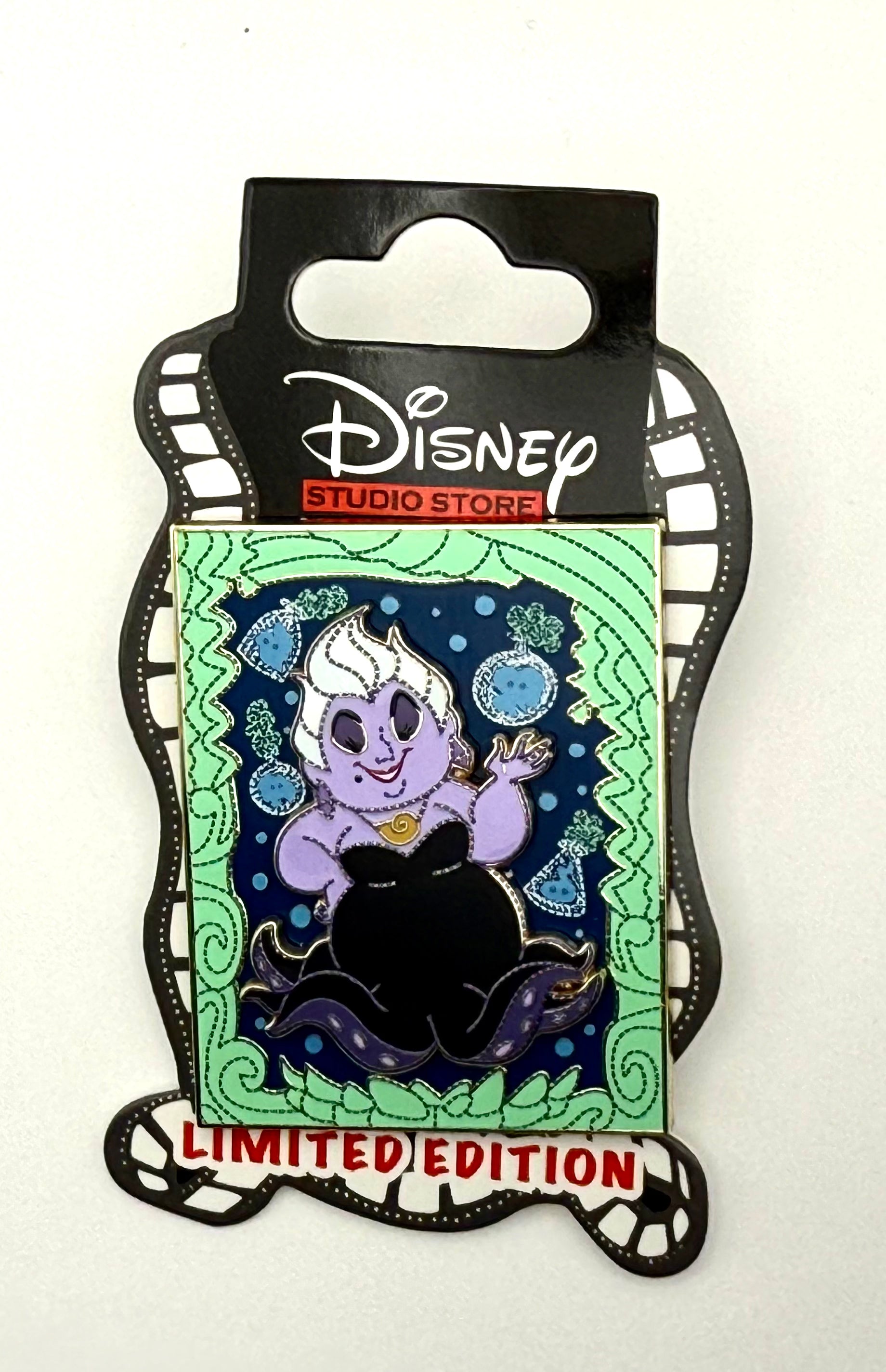 Ursula Tapestry Pin 2026 Disney Little Mermaid LE 400 DSSH DSF D23 Expo