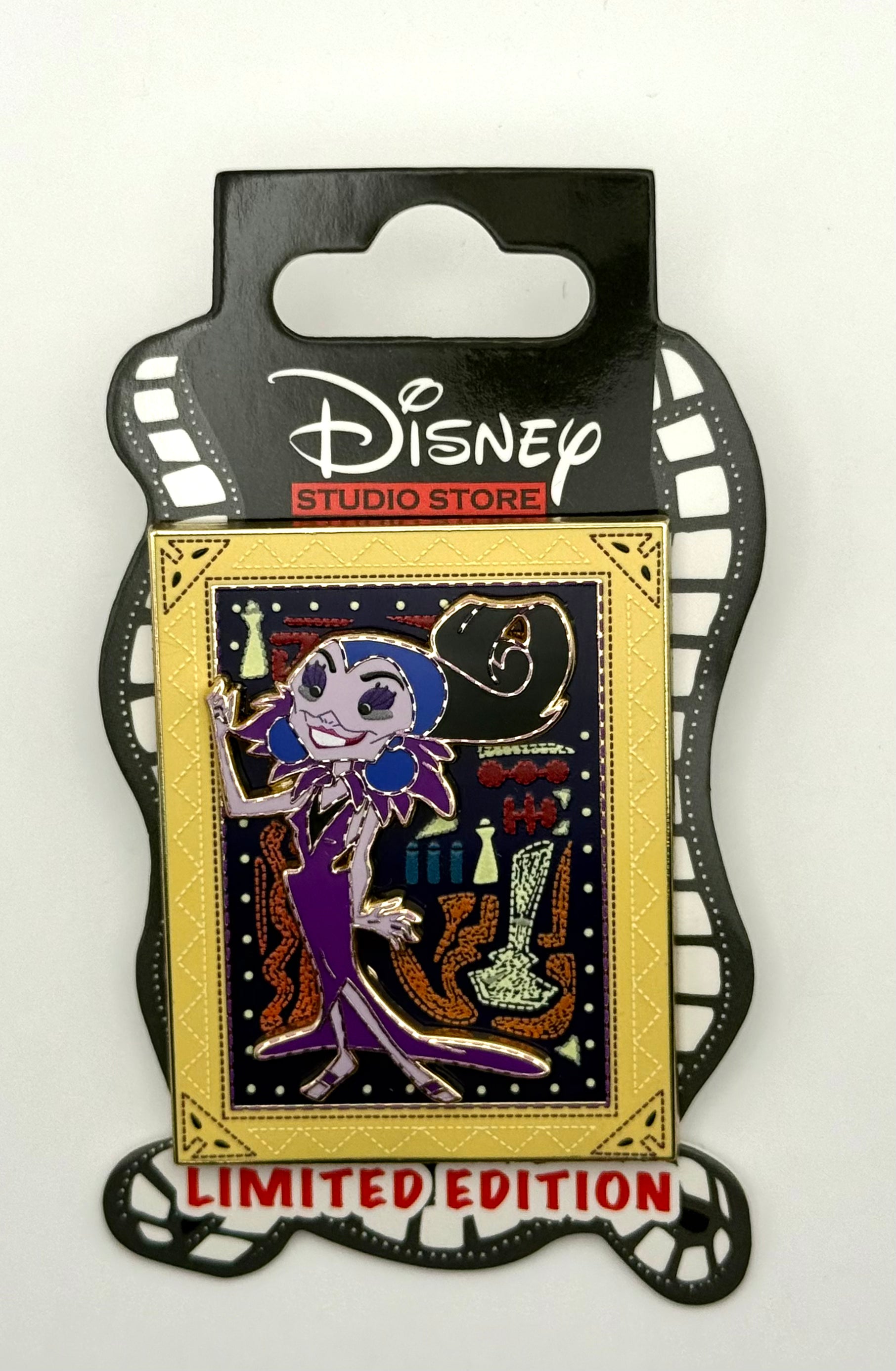 2026 Disney DSSH D23 Pin Tapestry Series Yzma Emperors New Groove LE 400