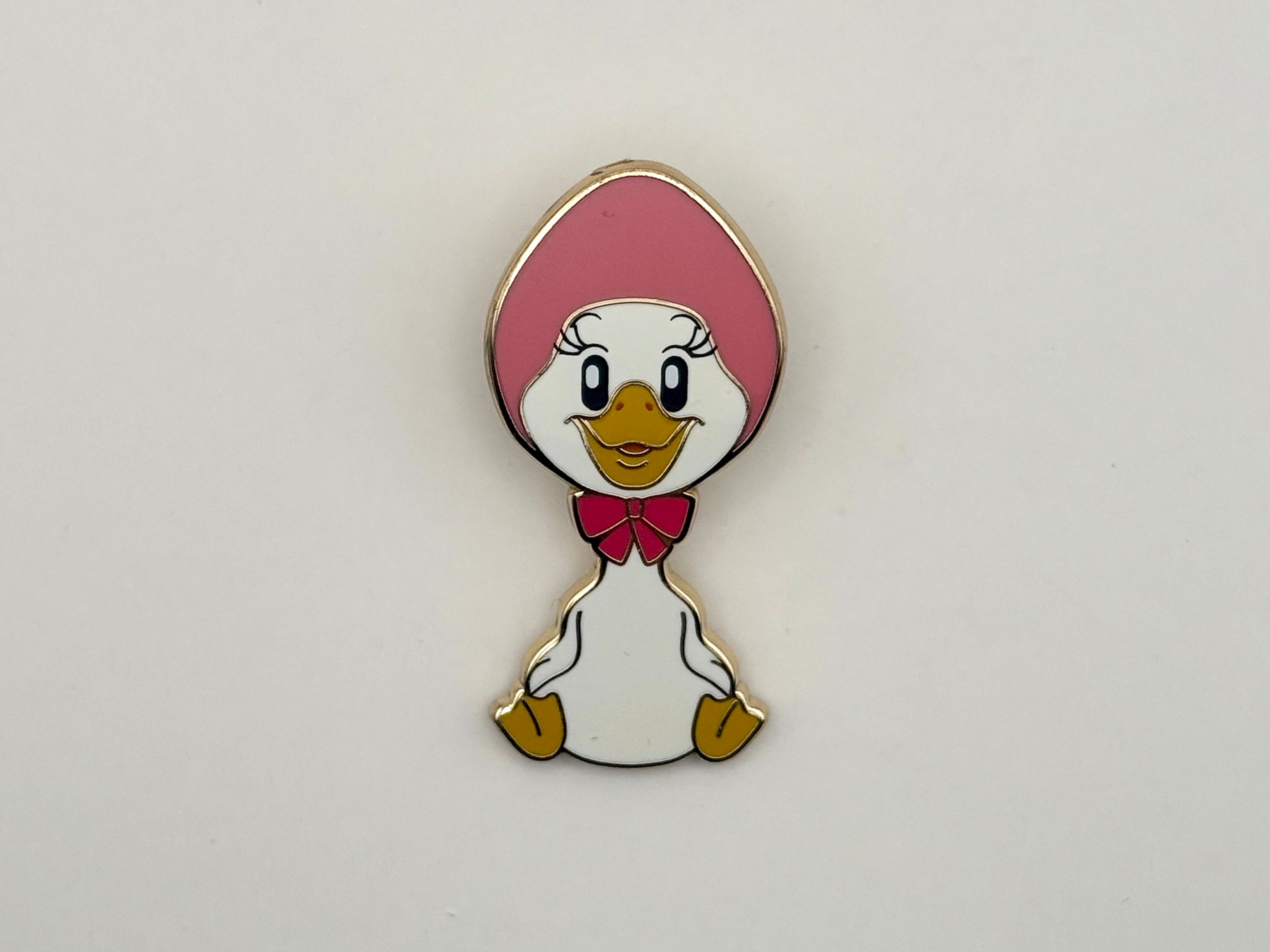Disney WDI Aristocats aDorbs! LE 300 CHASER Amelia Pink Bonnet Goose pin