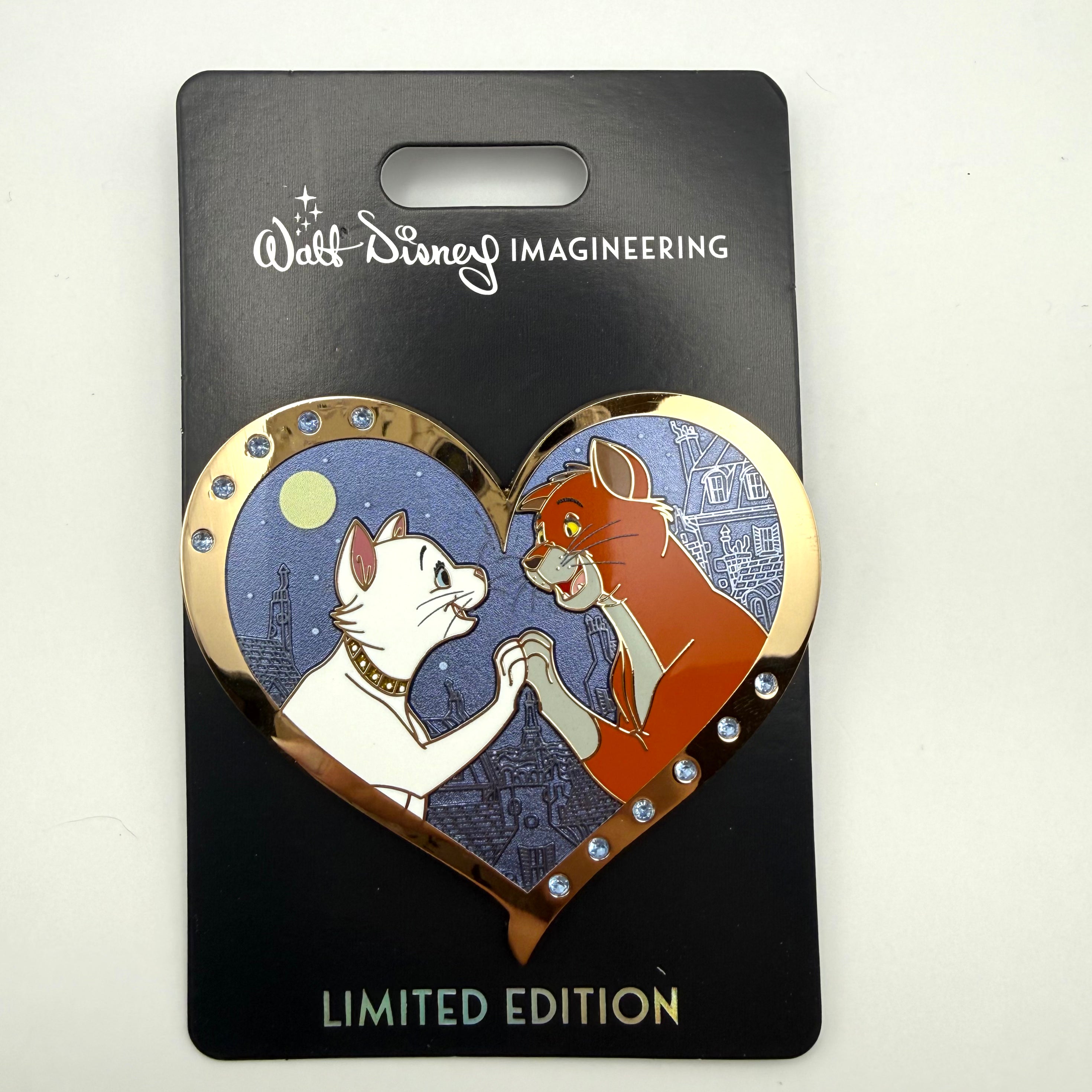Disney WDI Pin Duchess Thomas O'Malley Heart Valentines Day LE300 Aristocats Cat