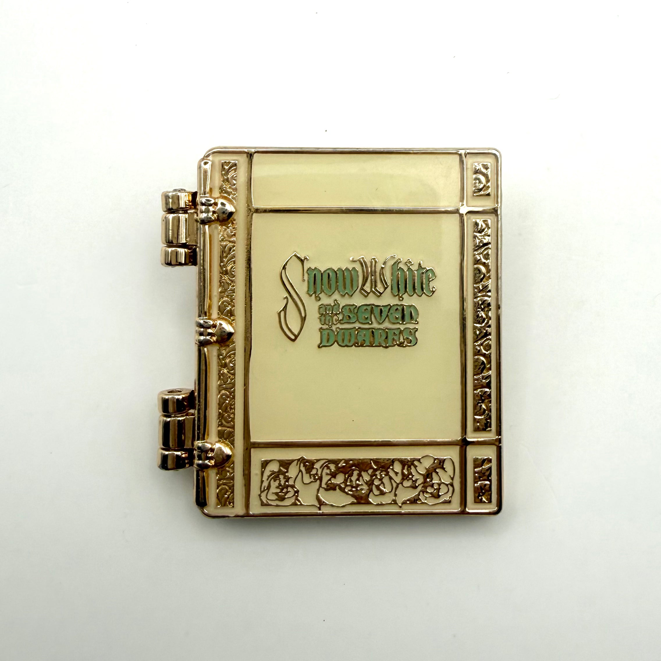 Disney Loungefly Hinged Storybook Snow White And The Seven Dwarfs Pin
