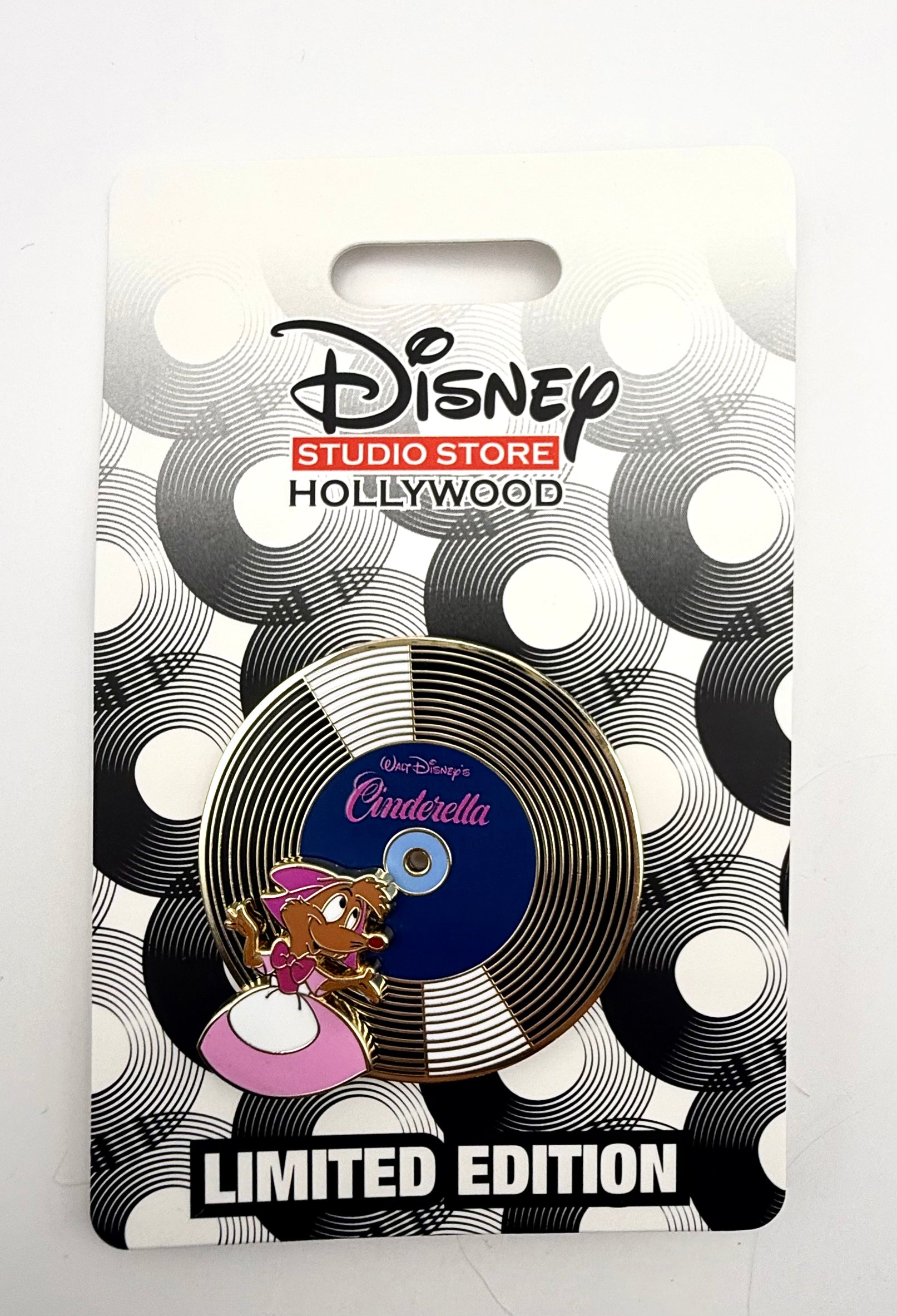 Disney D23 Expo DSSH 2026 Vinyl Records Cinderella Perla LE400 Pin
