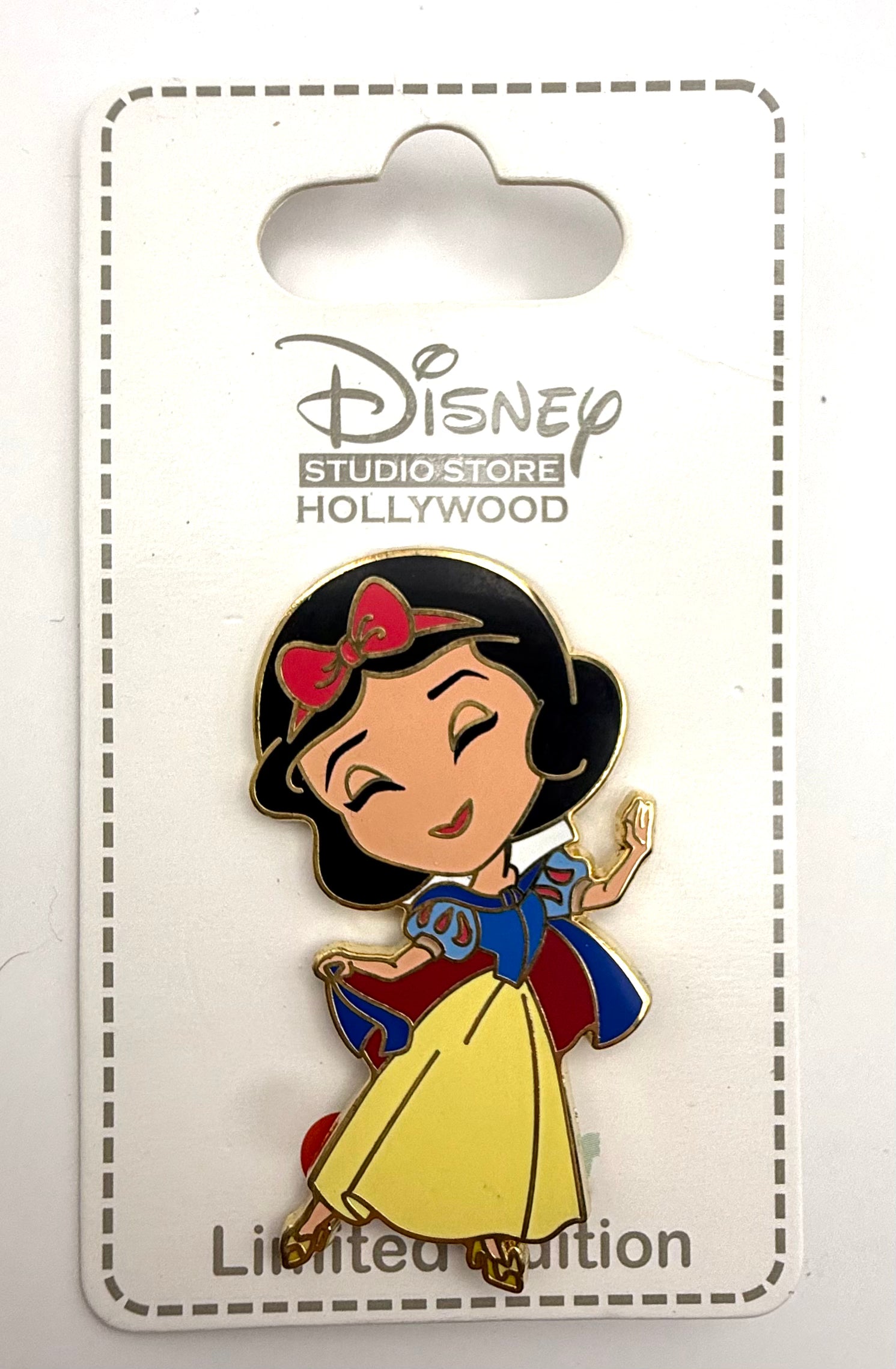 Disney DSF  DSSH Princess Cuties Snow White  LE 300 Pin