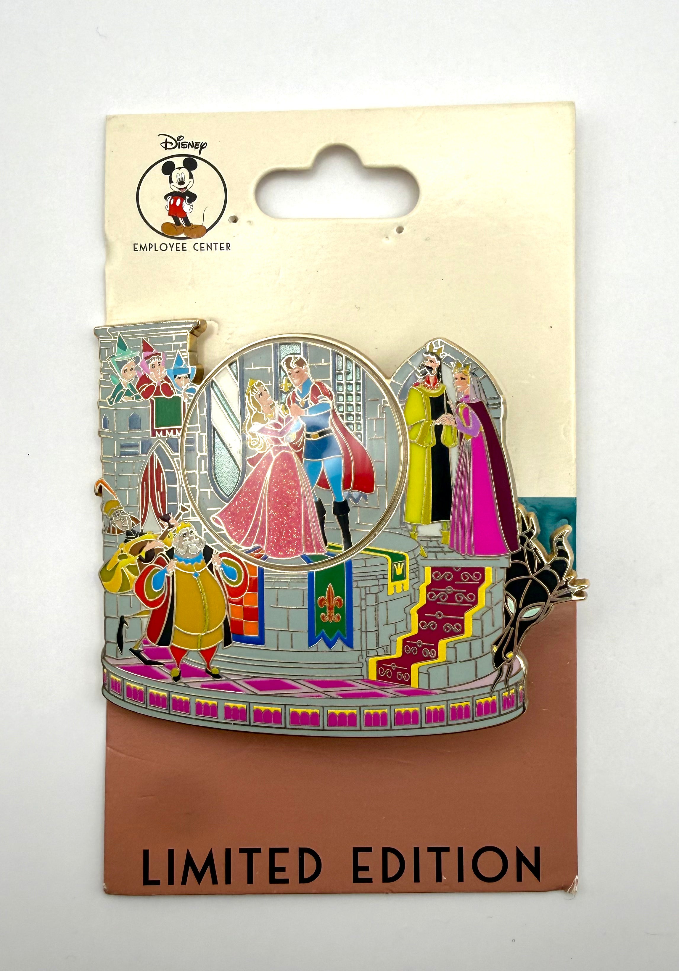 Disney DEC Snow Globe Sleeping Beauty Aurora Philip Maleficent Fairy LE 250 Pin
