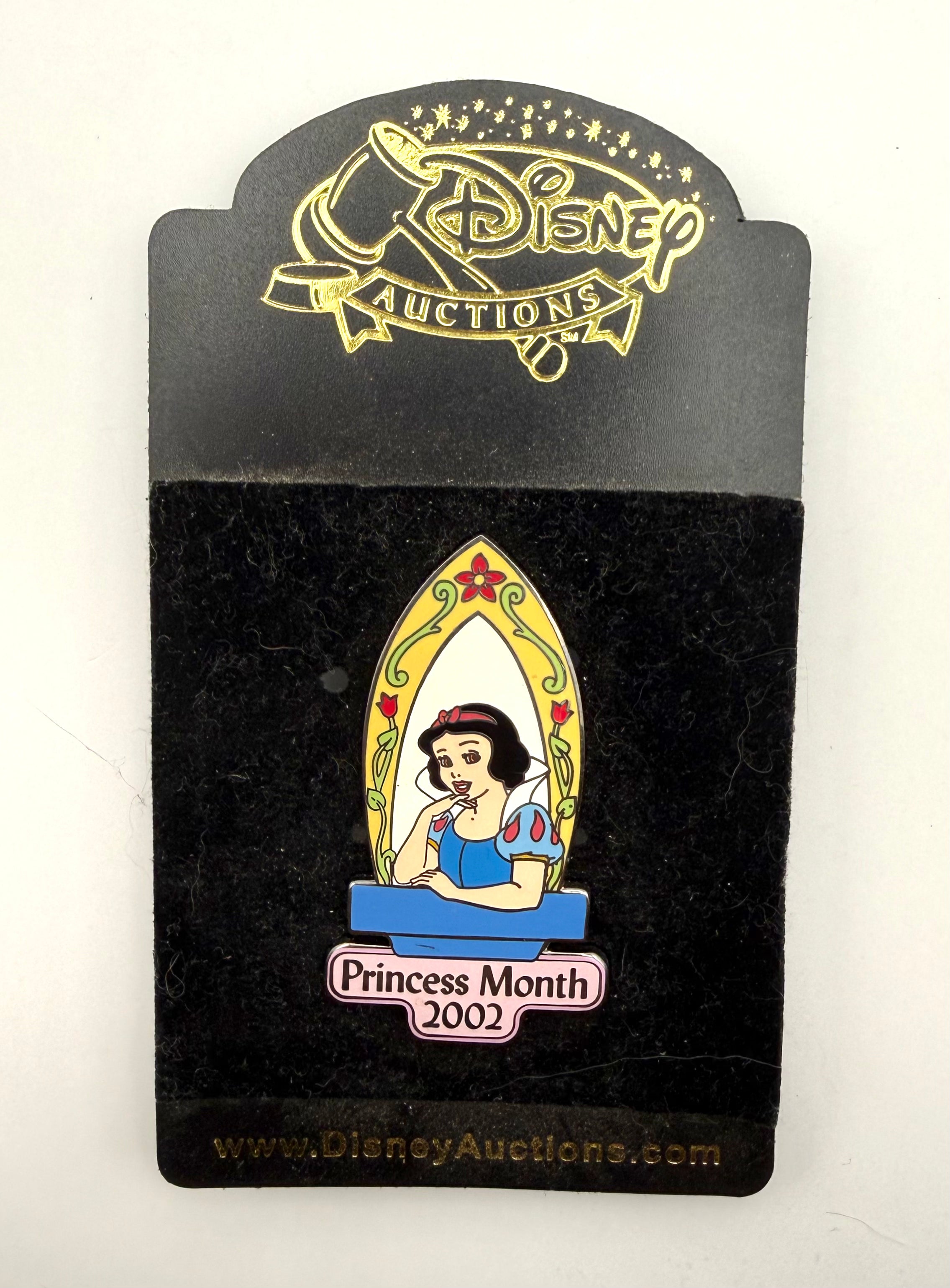 LE 100 Disney Auctions Pin Snow White Princess of Month Window Frame Floral