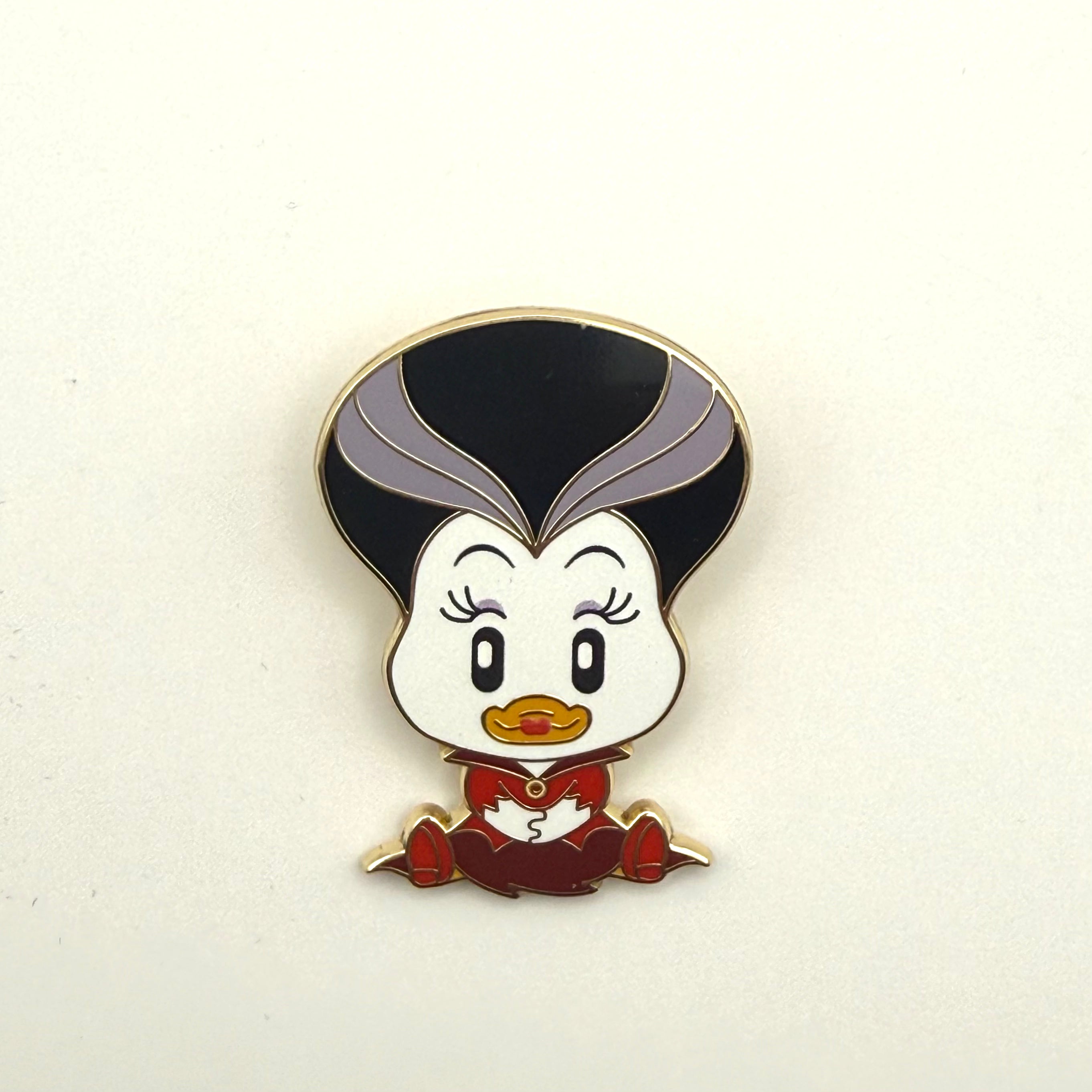 WDI MOG Darkwing Duck aDorbs Morgana Macawber Le 300 Chaser Pin