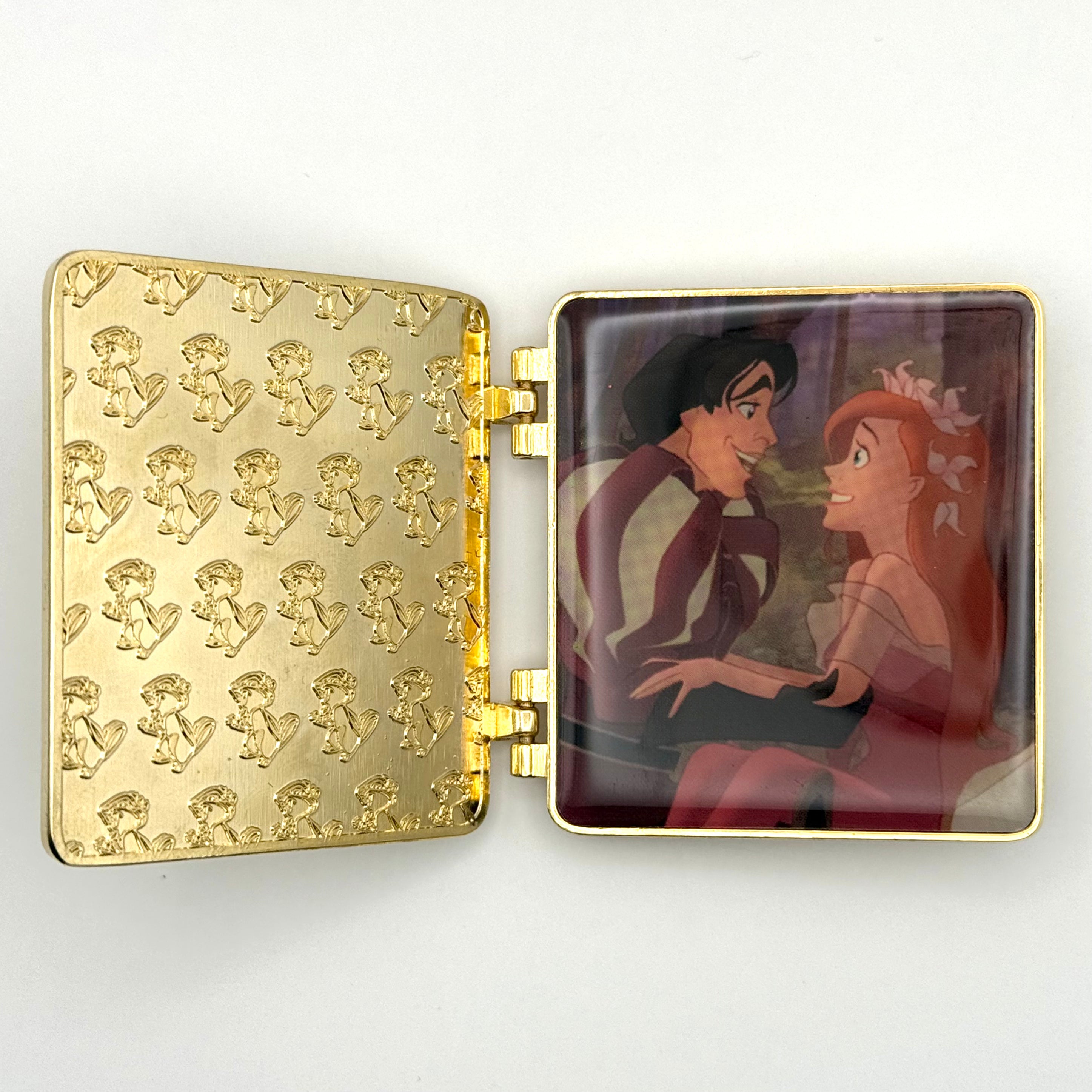 DSSH - Enchanted Storybook - Giselle and Edward - Enchanted - LE 400 Disney Pin