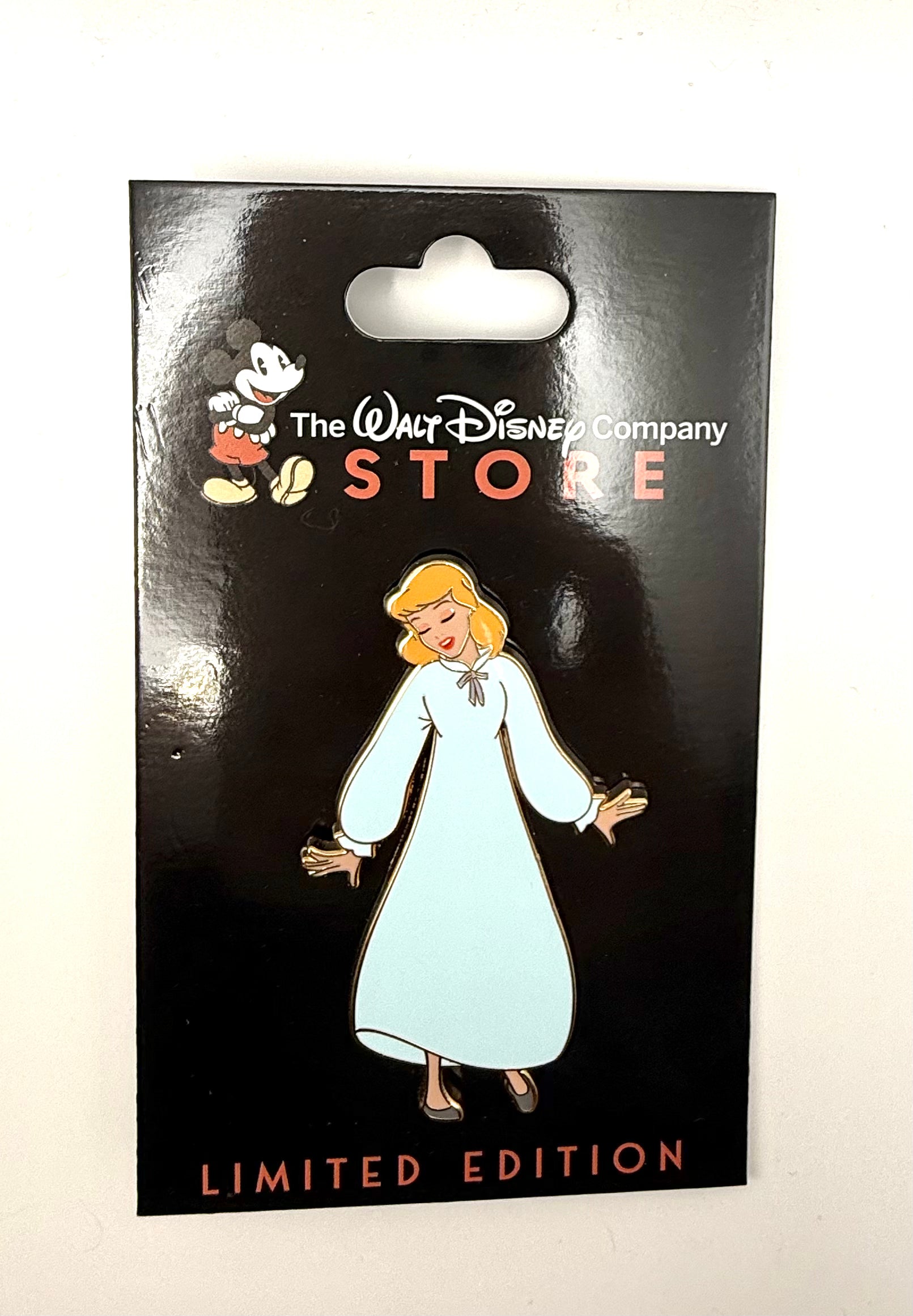 Disney DEC 2025 Outfits of a Fairytale Cinderella Nightgown LE 250 Pin