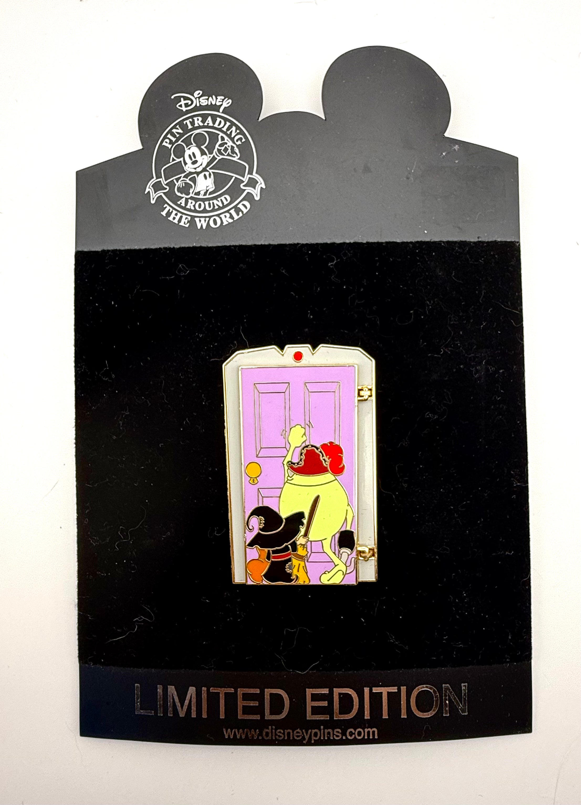 Disney Shopping Boo, Mike and Sulley Trick or Treat Doors Pin Le 250