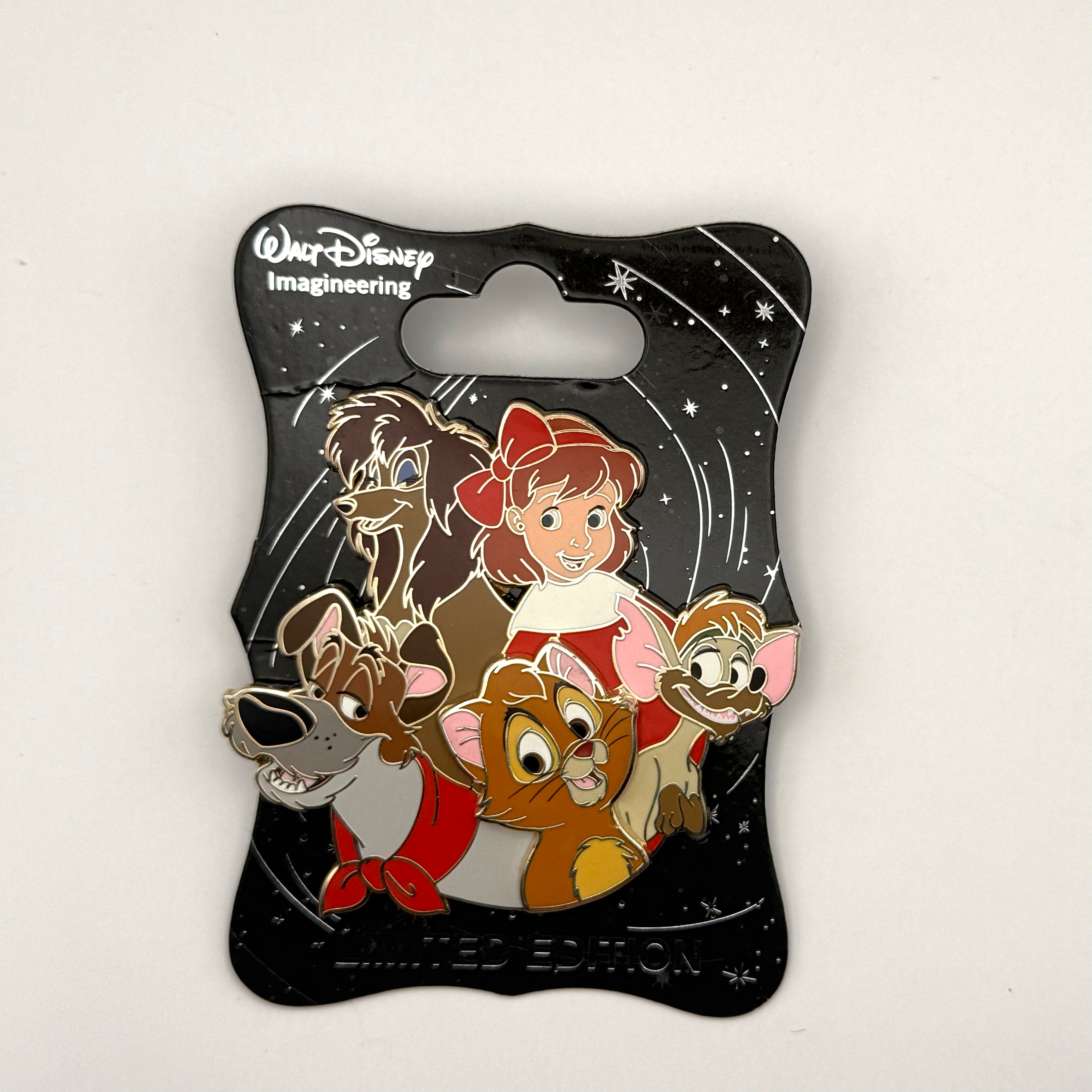 WDI MOG Character Cluster Oliver & Company Jenny Dodger Tito LE 250 Disney Pin